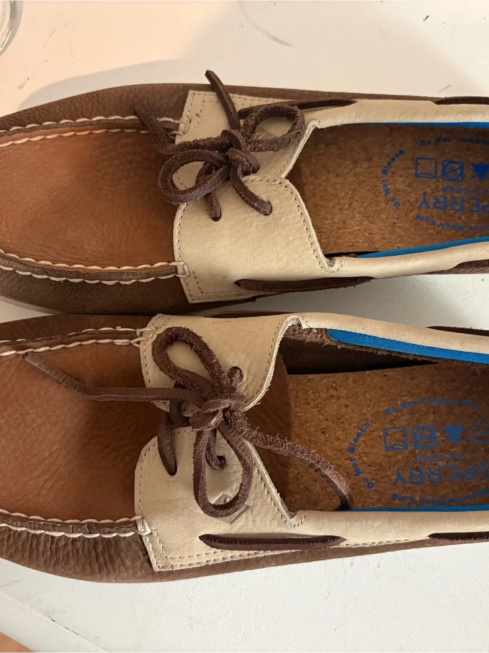 Sperry Two-Tone Brown and Cream Leather Boat Shoes with Blue Accent